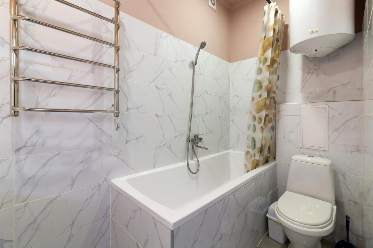 Leogrand Apartments Panteleimona Kulisha 27 Lviv Kültér fotó
